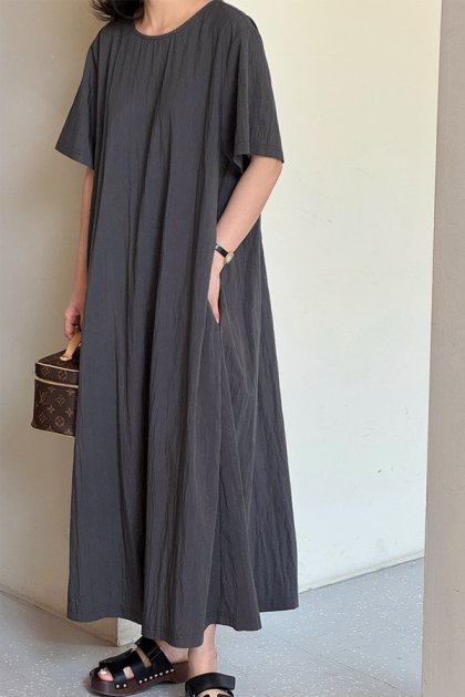 Bloor short sleeve one piece Bloor short sleeve one piece