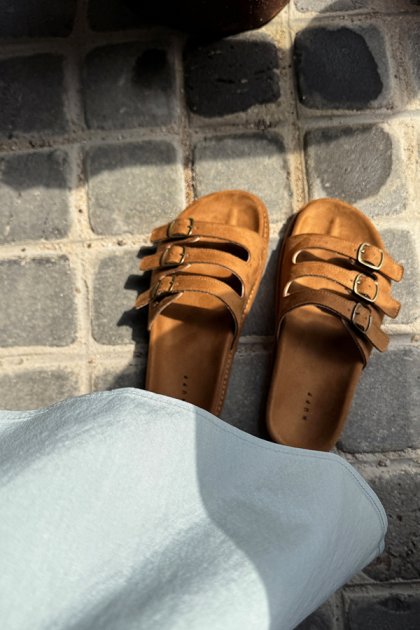 Linder Suede Slippers