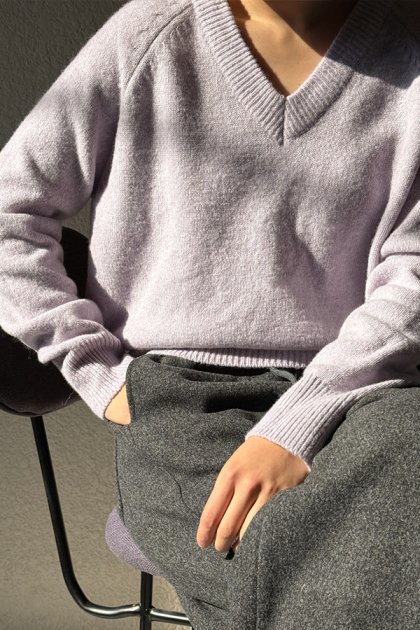 Rubes V-neck Knit