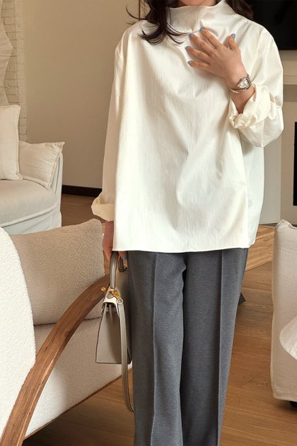 Erinelle Turtle Blouse