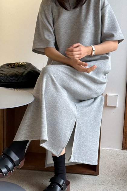 Ronea slit one piece