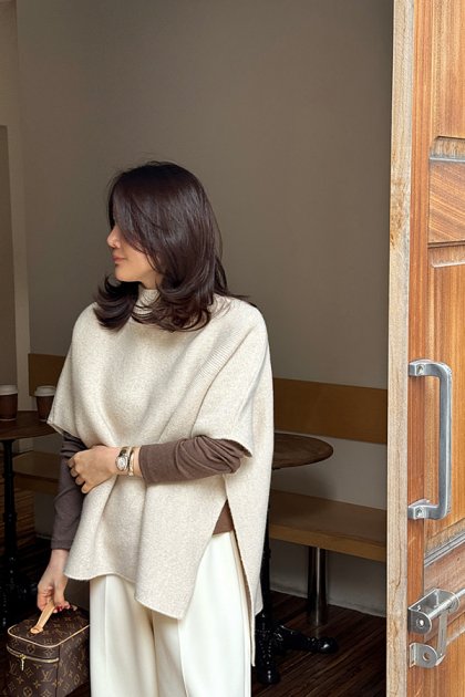 Linea Poncho Knit