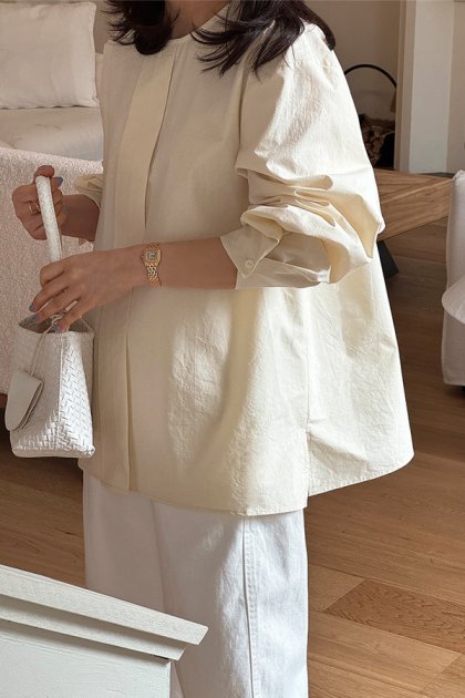 Andia pintuck blouse