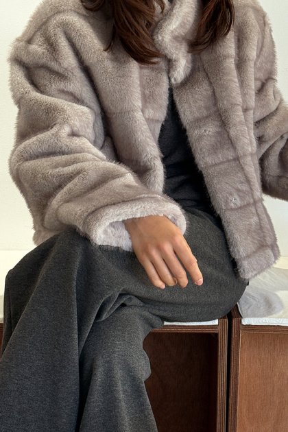 Front fur jacket