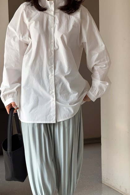 Pleaner half-neck shirt