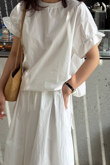 Leaf Frill Blouse