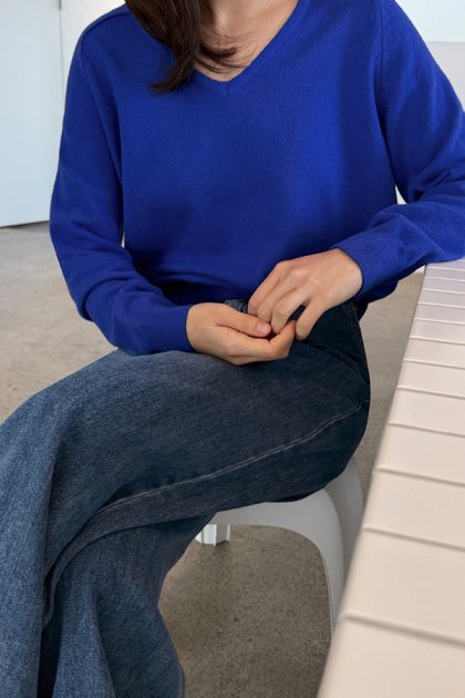 Manique V-neck knit
