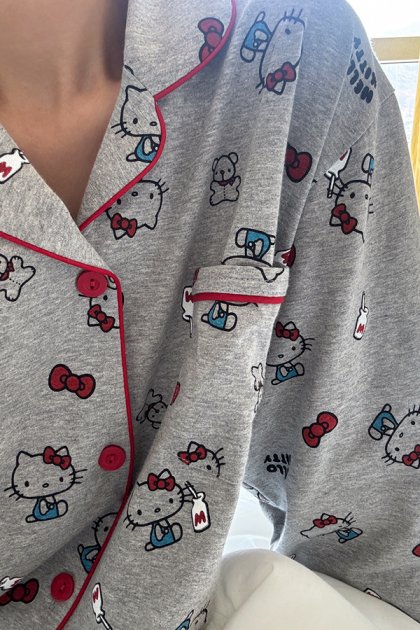 Hello Kitty Pajama Set