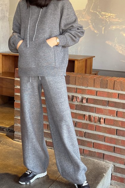 Elizen knit set