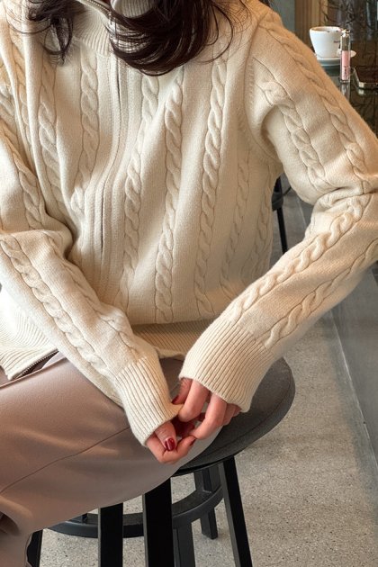 Bennies Cable Zip-up